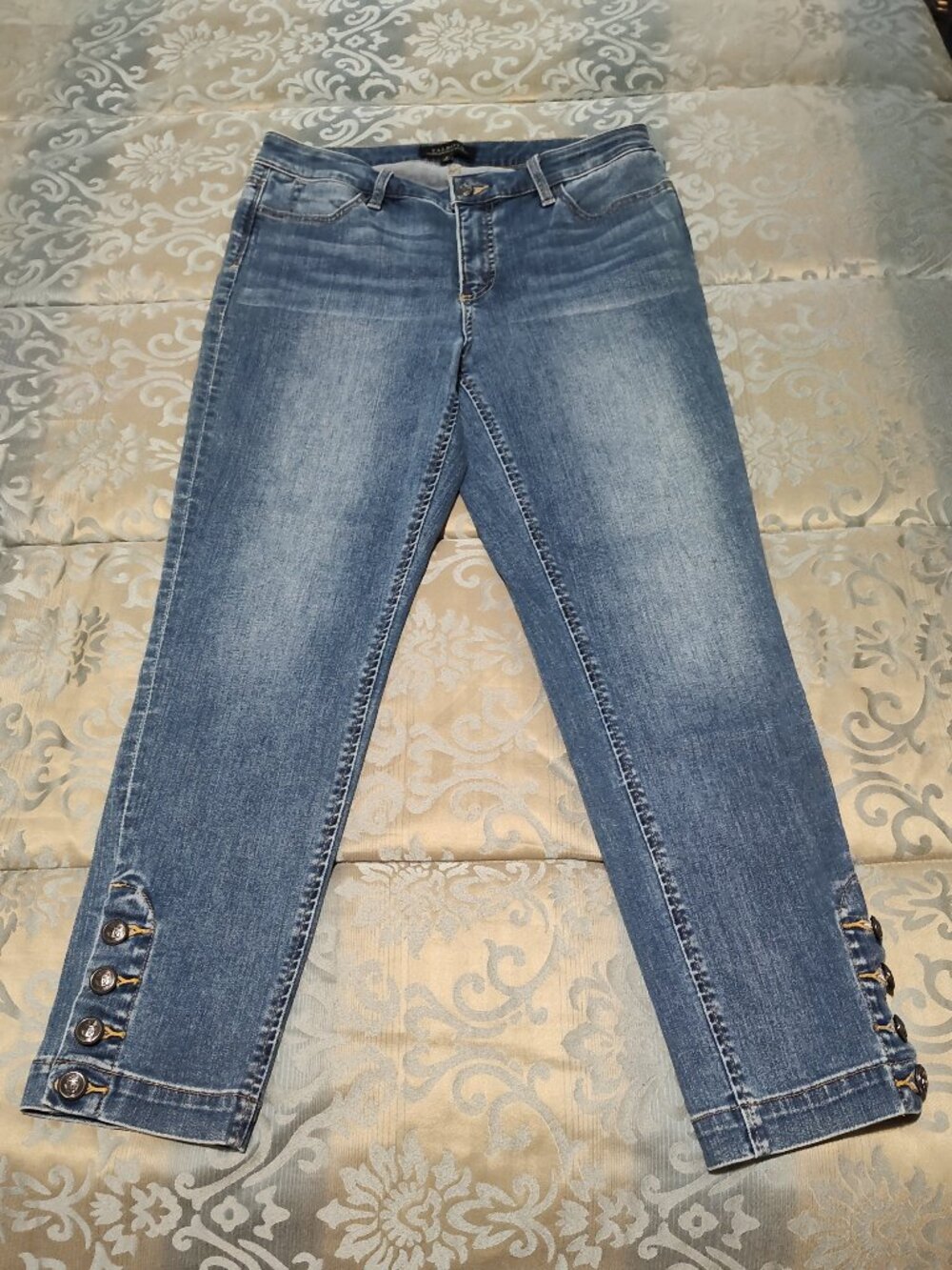 Talbots Flawless 5 pocket medium wash blue jeans, EUC, size 8